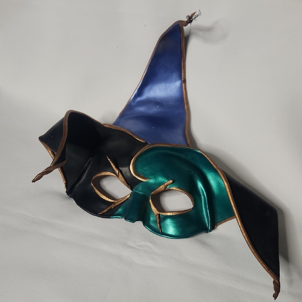 Leather Jester Mask - Picture 4 of 15